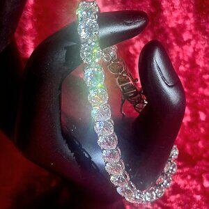 New Moissanite tennis bracelet (white gold overlay) VVS1 Grade D - 8inches